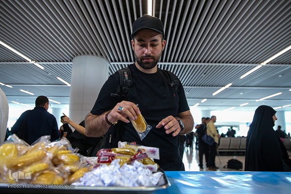 اعزام زائران اربعین از ترمینال سلام