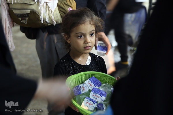 اطعام زوار اربعین حسینی