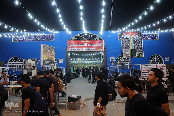 عشاق الحسین(ع) در طریق کربلا