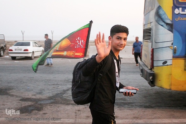 پیاده‌روی زائران اربعین در چذابه