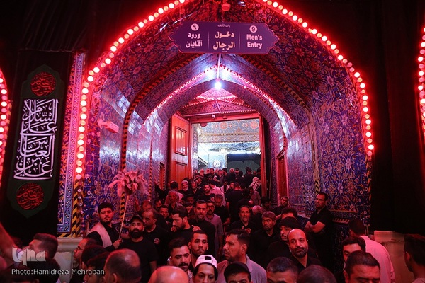 آستان مقدس عباسی در روز اربعین حسینی