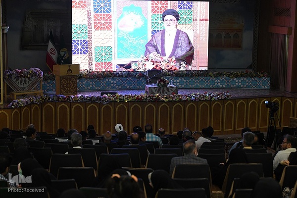 تجلیل از حفاظ کل قرآن کریم مرکز آموزش قرآن آستان مقدس حضرت عبدالعظیم (ع)