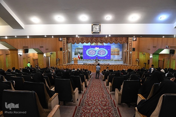 تجلیل از حفاظ کل قرآن کریم مرکز آموزش قرآن آستان مقدس حضرت عبدالعظیم (ع)