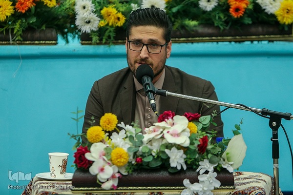 ششمین جلسه تلاوت و استماع قرآن کریم