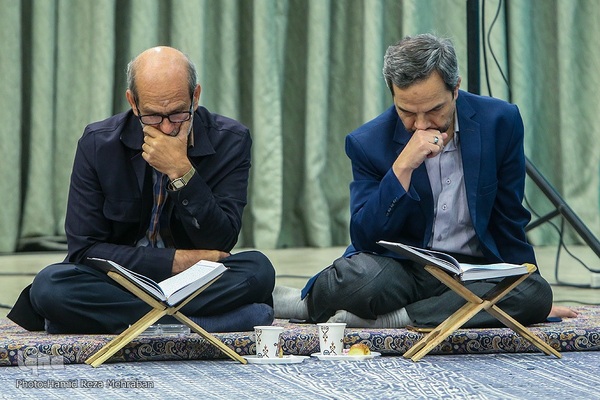 ششمین جلسه تلاوت و استماع قرآن کریم