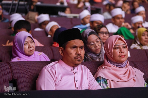 شب پایانی رقابت‌های بین‌المللی قرآن مالزی با حضور ملکه