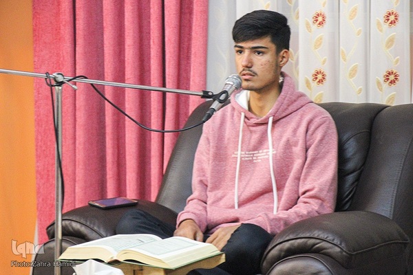 محفل تلاوت قرآن با حضور سعید پرویزی در بیرجند