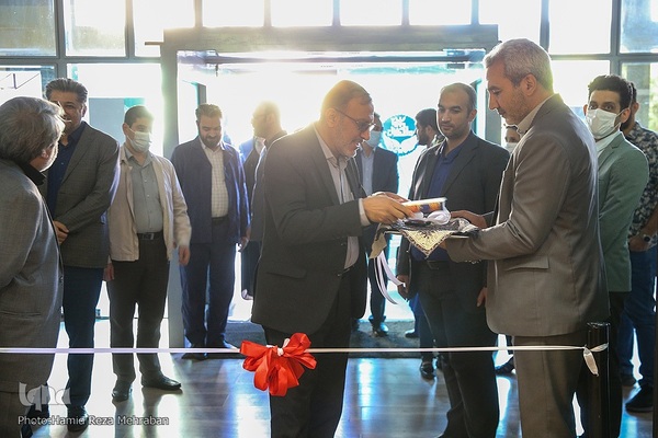 افتتاح نمایشگاه ماه تمام