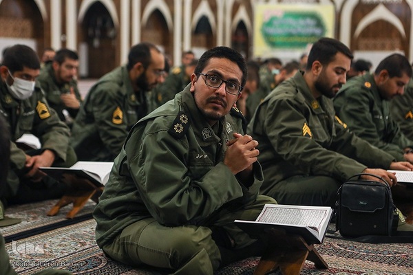 جلسه قرآن استاد حبیب مهکام در ستاد فرماندهی انتظامی تهران بزرگ