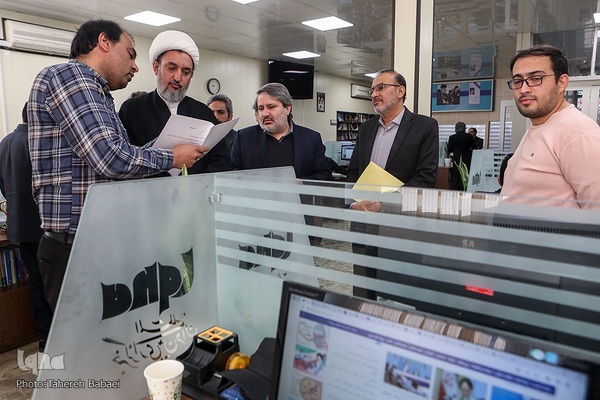 بازدید حجت‌الاسلام والمسلمین حاج ابوالقاسم دولابی از ایکنا 