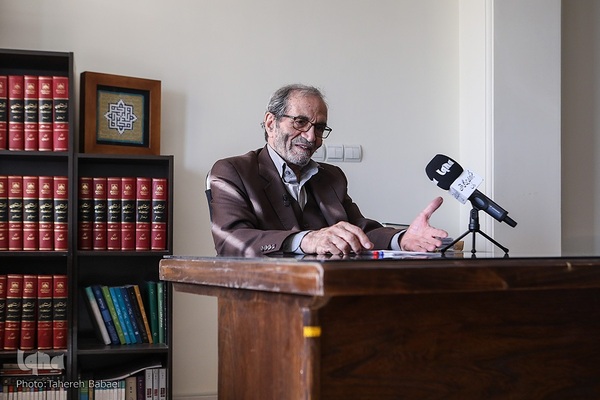 دکتر نجفقلی حبیبی