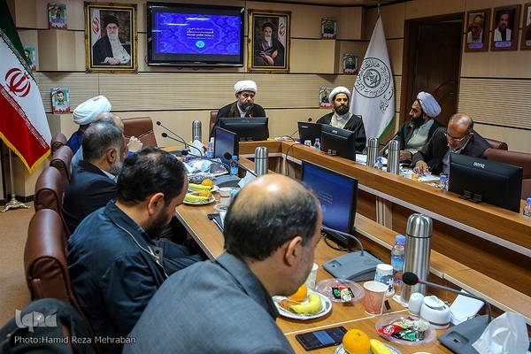 نشست اندیشه ورزی قرآن و برنامه هفتم توسعه