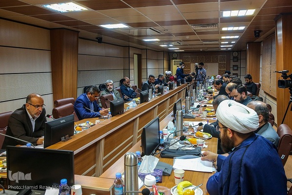 نشست اندیشه ورزی قرآن و برنامه هفتم توسعه