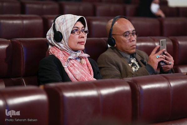 نشست جمعی از رایزنان فرهنگی سفارتخانه‌های خارجی