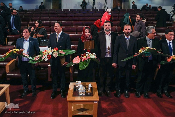 نشست جمعی از رایزنان فرهنگی سفارتخانه‌های خارجی