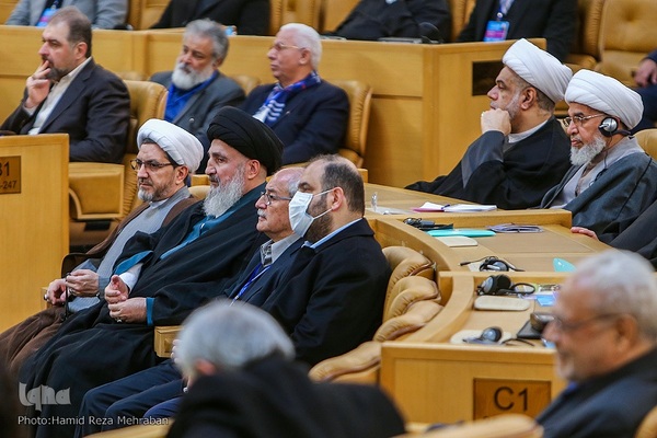 اولین اجلاس بین‌المللی «مکتب شهید سلیمانی»