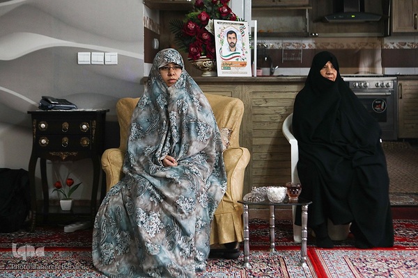 دیدار نمایندگان جامعه قرآنی با خانواده شهید حسین امیدواری