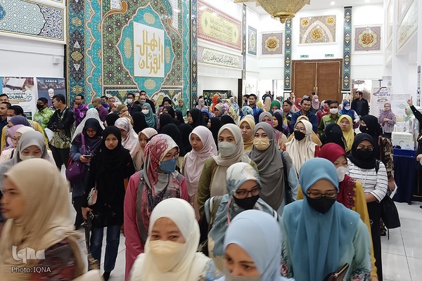 بازدید گروهی از مساجد و مدارس حومه کوالالامپور از جشنواره قرآنی رستو