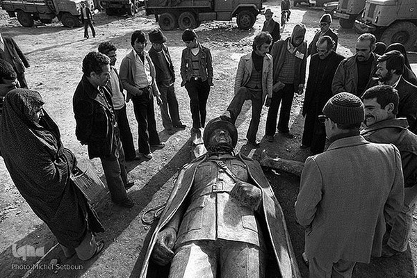 آثار میشل سِتبون ؛ واقعه نگار و عکاس فرانسوی از انقلاب اسلامی ایران