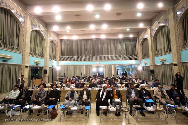 آیین افتتاحیه هفدهمین نشست تخصی استادان، قاریان و حافظان ممتاز قرآن کریم