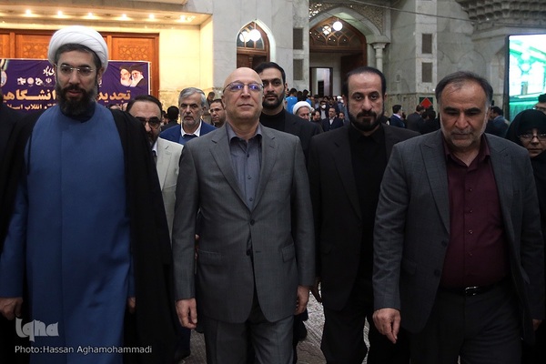 مراسم تجدید میثاق دانشگاهیان و جهادگران با آرمان‌های معمار کبیر انقلاب، امام خمینی (ره)