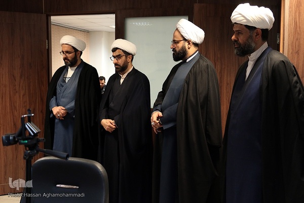 داوری آنلاین مرحله کشوری پنجمین جشنواره بین المللی قرآن و عترت مرکز خدمات حوزه های علمیه