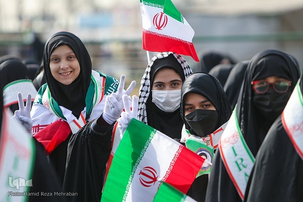 جشن پیروزی انقلاب اسلامی در میدان آزادی