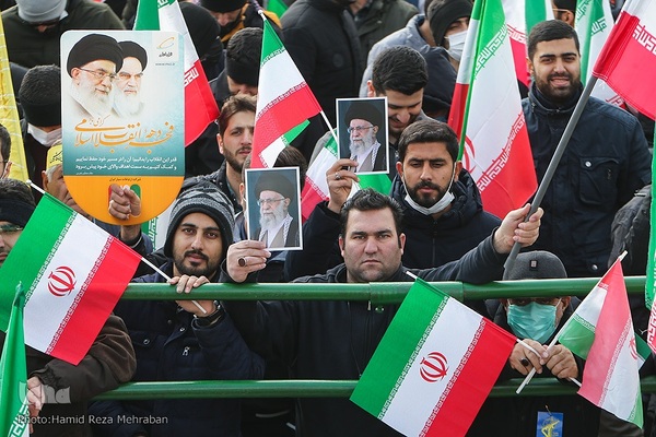 جشن پیروزی انقلاب اسلامی در میدان آزادی