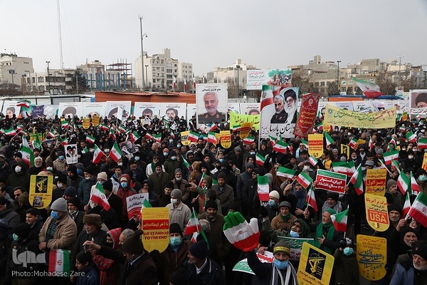 راهپیمایی یوم‌الله ۲۲ بهمن در مشهد مقدس