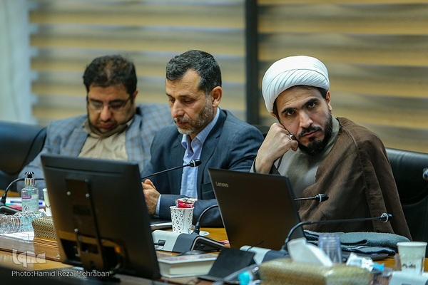 نشست کمیسیون توسعه آموزش عمومی قرآن کشور