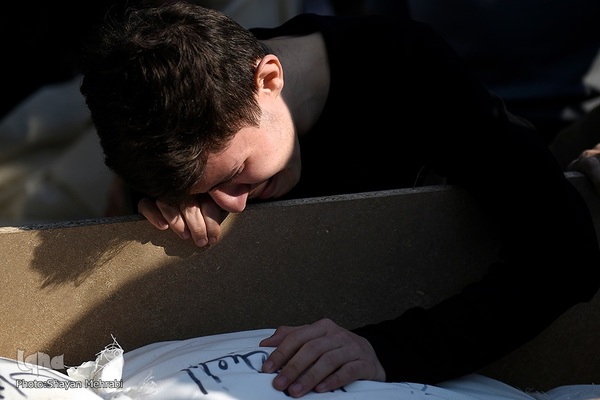 مراسم تشییع و خاکسپاری پیکر آتش نشان شهید «قریب رضا دارابی»