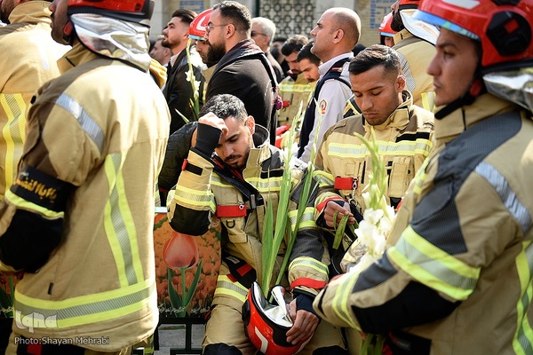 مراسم تشییع و خاکسپاری پیکر آتش نشان شهید «قریب رضا دارابی»