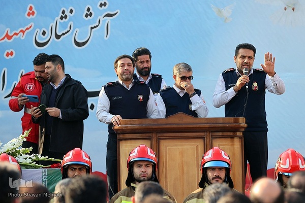 مراسم تشییع و خاکسپاری پیکر آتش نشان شهید «قریب رضا دارابی»