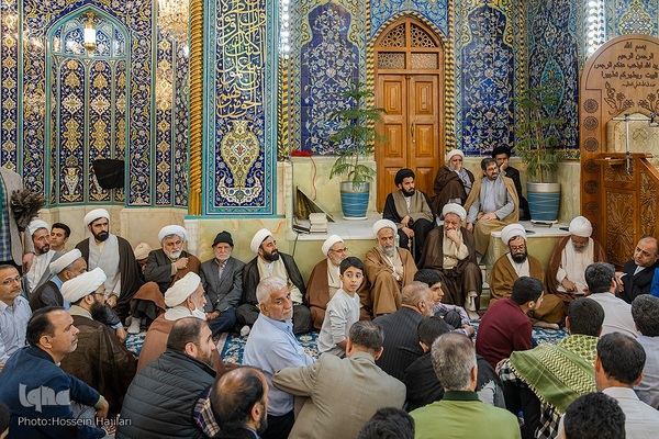 مراسم تحویل سال نو در حرم امام حسین(ع)