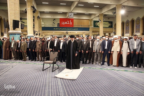 محفل نورانی انس با قرآن کریم با حضور حضرت آیت‌الله العظمی خامنه‌ای، رهبر انقلاب اسلامی