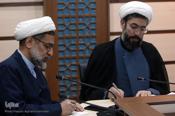 آیین تکریم و معارفه دبیر شورای توسعه فرهنگ قرآنی