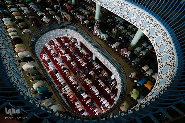 اقامه نماز جماعت مسلمانان جهان در رمضان