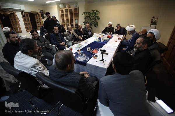 دیدار جمعی از اعضای فراکسیون قرآن و عترت مجلس شورای اسلامی با وزیر فرهنگ و ارشاد اسلامی