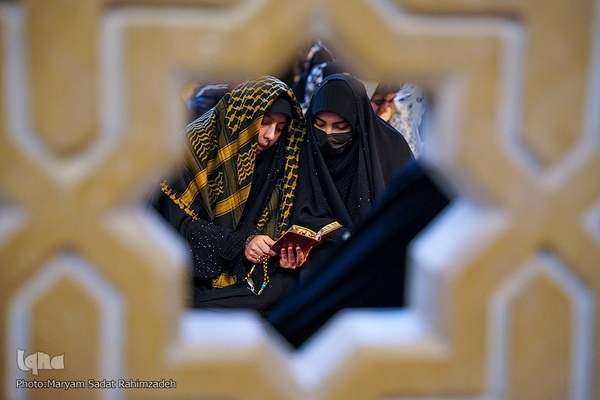 مراسم احیای شب بیست و یکم ماه مبارک رمضان در حرم حضرت شاهچراغ (ع)