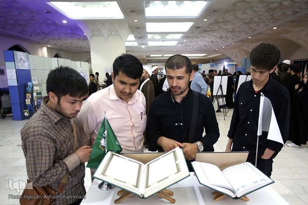 دوازدهمین شب سی‌امین نمایشگاه بین‌المللی قرآن کریم