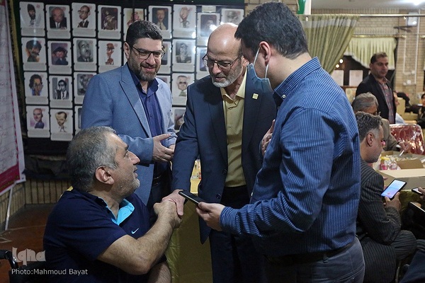 افطار جهادگران دانشگاهی با جانبازان آسایشگاه ثارالله