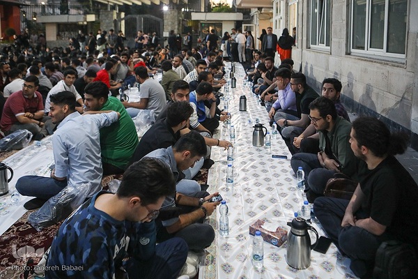 محفل دانشجویی انس باقرآن کریم در دانشگاه علم و فرهنگ