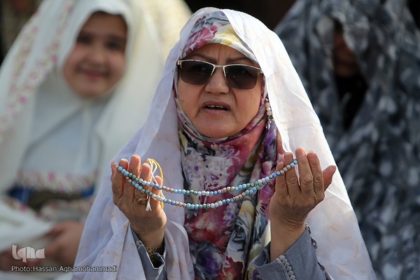 نماز عید سعید فطر در جوار حرم مطهر حضرت عبدالعظیم حسنی علیه‌السلام