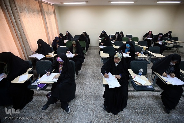 مرحله اول هجدهمین دوره آزمون‌های طرح اعطای مدرک تخصصی به حافظان قرآن کریم