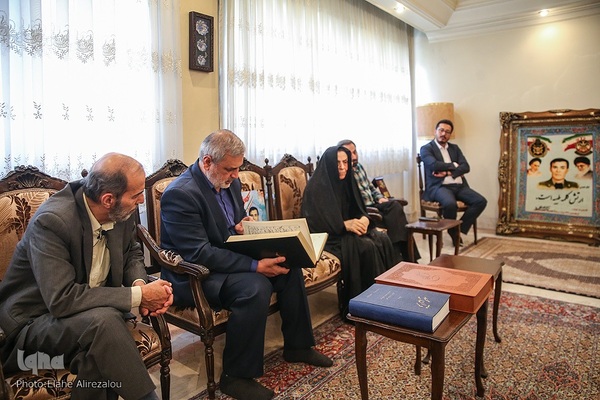 دیدار با خانواده شهید قرآنی