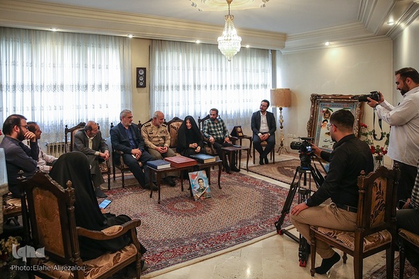 دیدار با خانواده شهید قرآنی