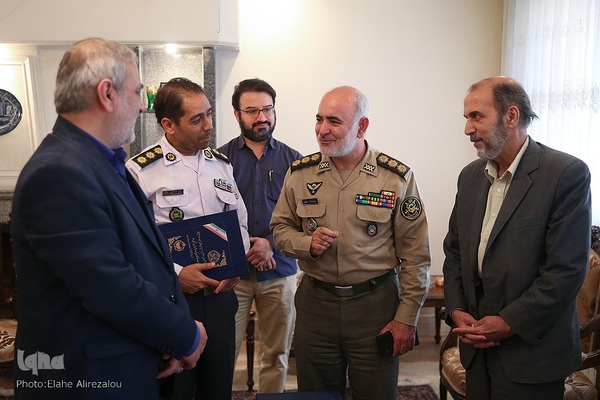 دیدار با خانواده شهید قرآنی