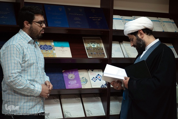 بازدید حجت الاسلام والمسلمین علی تقی زاده، رئیس سازمان دارالقرآن الکریم از مرکز مطالعات میان رشته‌ای قرآن کریم