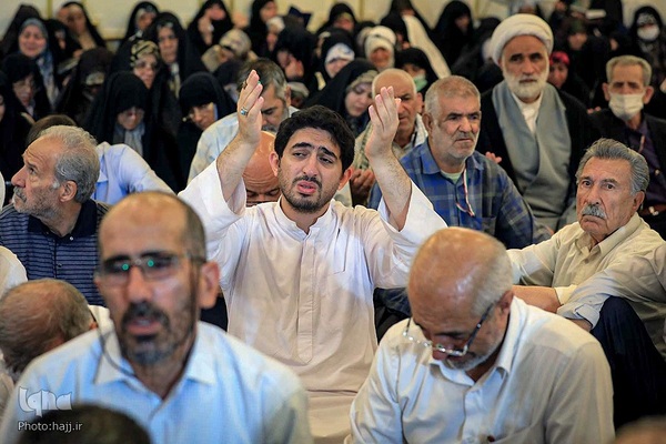 مراسم دعای کمیل در مدینه