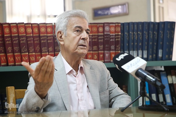 دکتر اصغر دادبه